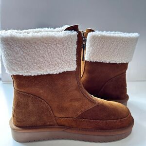 Koolaburra By UGG Women’s Lyta Suede Tan Short Boots Size US 7